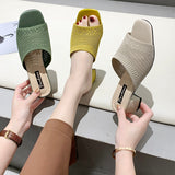 Fligmm Heel Sandals And Slippers For Women In Summer 2024, The New Korean Version Of Flying Weave Wears A Word Of Fashion For Women's Sandals And Slippers.